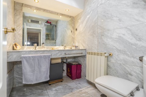 Продажа дуплекса в Мадрид, Испания 6 спален, 290м2 №121632 - фото 13
