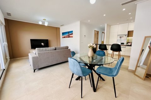 Huoneisto myytävänä Guardamar del Segura, Alicante, Espanja, 3 makuuhuonetta, 102 m2 No. 125496 - kuva 15