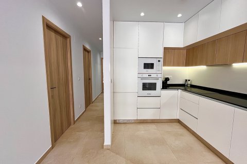 Huoneisto myytävänä Guardamar del Segura, Alicante, Espanja, 3 makuuhuonetta, 102 m2 No. 125496 - kuva 14