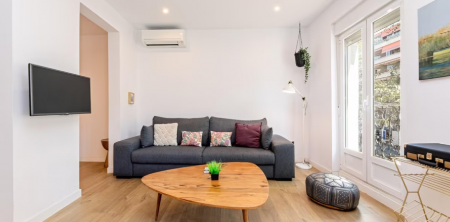 Apartment Madrid, Almeria, Spain 2 bedrooms, 102 sq.m. No. 130352