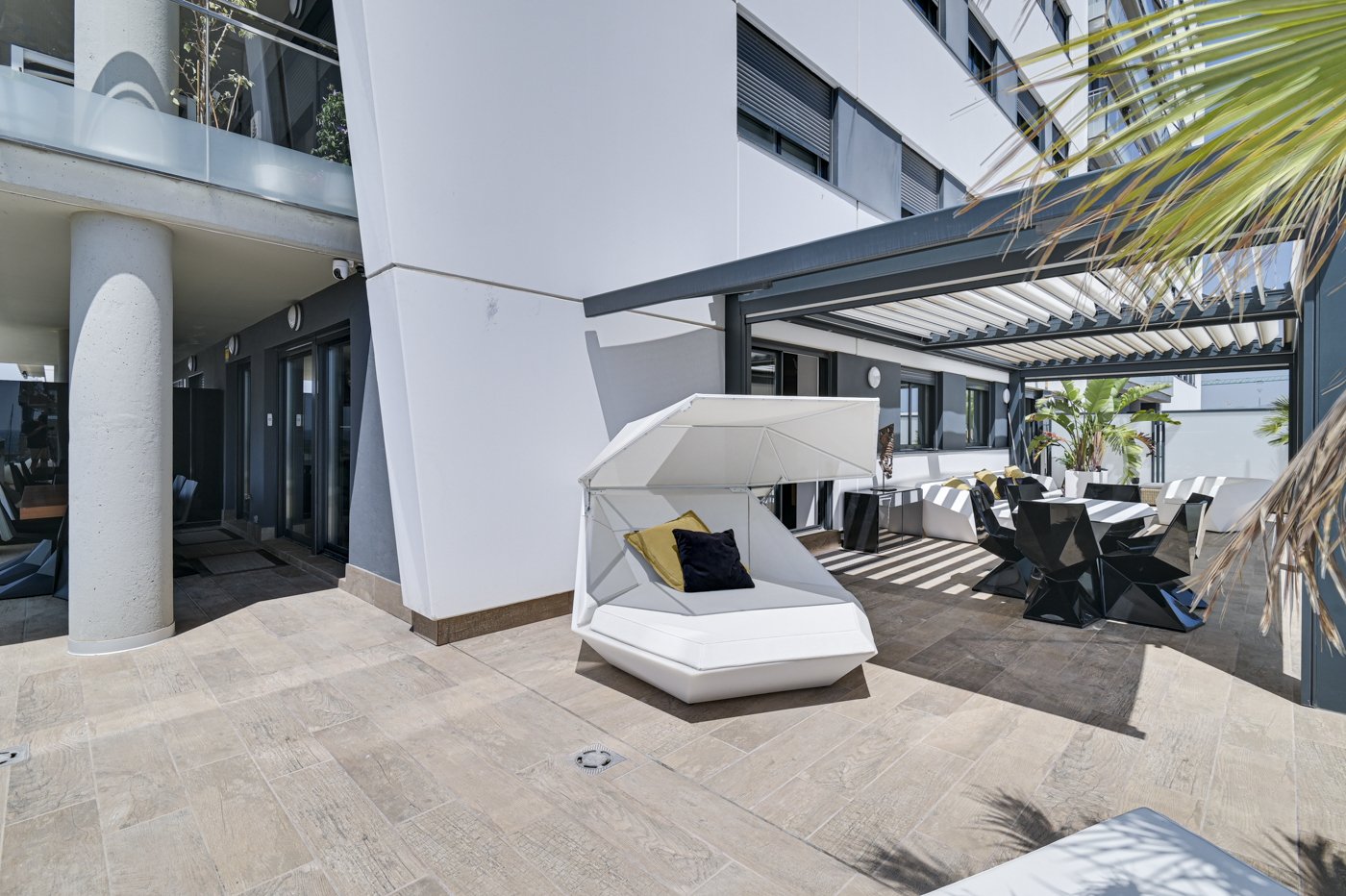 Wohnung in Barcelona, Spanien 3 Schlafzimmer, 222 m2 Nr. 130360