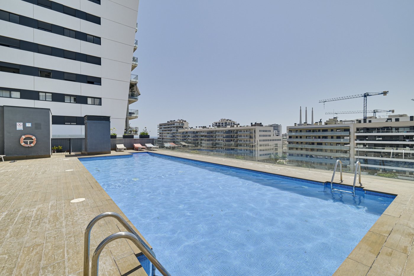 Wohnung in Barcelona, Spanien 3 Schlafzimmer, 222 m2 Nr. 130360