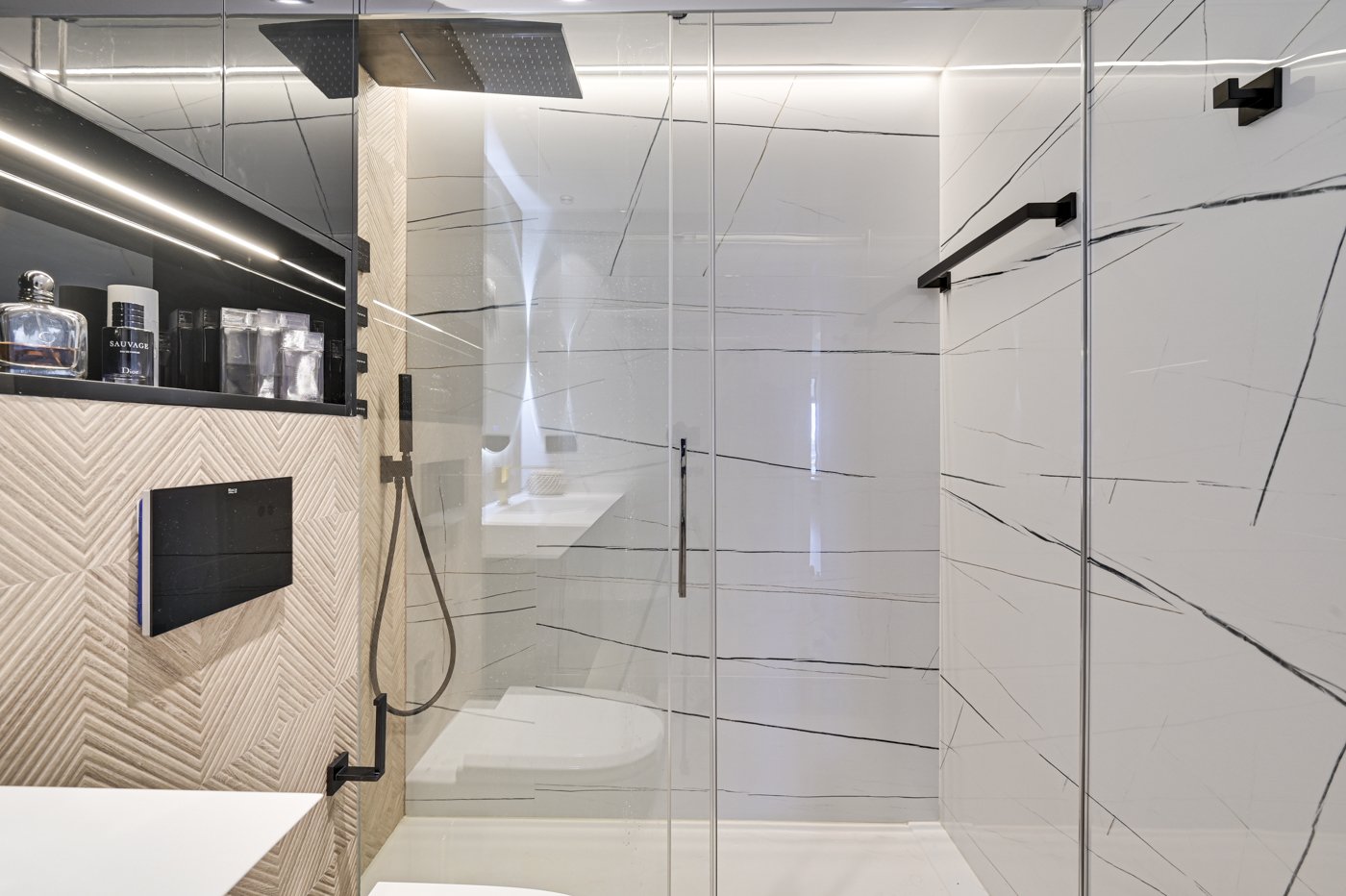 Wohnung in Barcelona, Spanien 3 Schlafzimmer, 222 m2 Nr. 130360