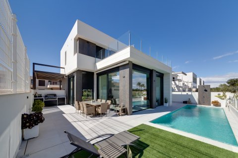 Villa for sale Pilar de la Horadada, Alicante, Spain 3 bedrooms, 130 sq.m. No. 123593 - photo 1