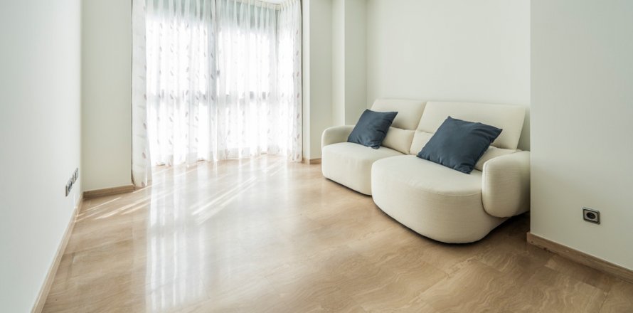 Apartment Madrid, Spain 3 bedrooms, 116 sq.m. No. 124703