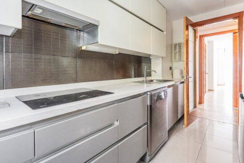 Apartment for sale Madrid, Spain 3 bedrooms, 116 sq.m. No. 124703 - photo 5