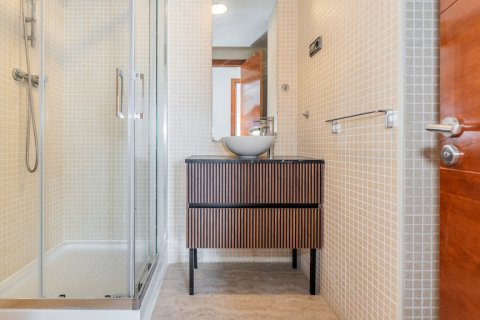 Apartment for sale Madrid, Spain 3 bedrooms, 116 sq.m. No. 124703 - photo 25