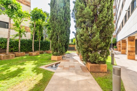 Apartment for sale Madrid, Spain 3 bedrooms, 116 sq.m. No. 124703 - photo 29