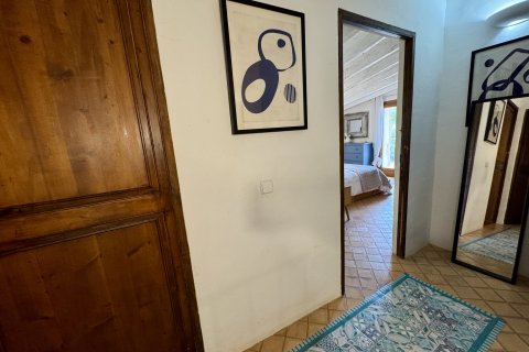 Finca myytävänä Pollenca, Mallorca, Espanja, 3 makuuhuonetta, 218 m2 No. 129596 - kuva 10