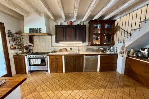 Finca myytävänä Pollenca, Mallorca, Espanja, 3 makuuhuonetta, 218 m2 No. 129596 - kuva 7