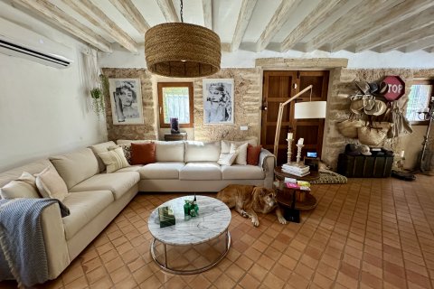 Finca myytävänä Pollenca, Mallorca, Espanja, 3 makuuhuonetta, 218 m2 No. 129596 - kuva 4