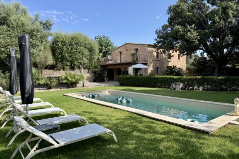 Finca myytävänä Pollenca, Mallorca, Espanja, 3 makuuhuonetta, 218 m2 No. 129596 - kuva 1