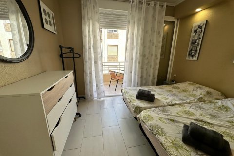 Apartamento en venta Torrevieja, Alicante, España 3 dormitorios, 100 m2 No. 131915 - foto 14