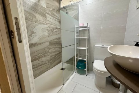 Apartamento en venta Torrevieja, Alicante, España 3 dormitorios, 100 m2 No. 131915 - foto 11