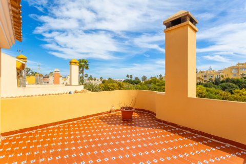 Villa en venta Cabo Roig, Alicante, España 4 dormitorios, 111 m2 No. 125924 - foto 5