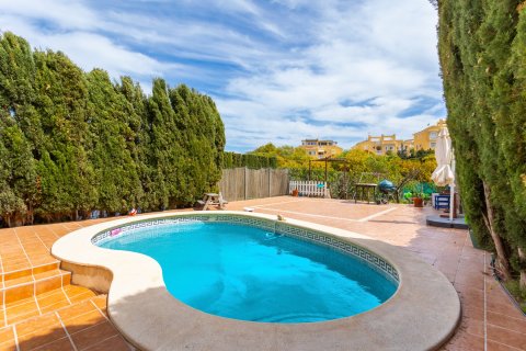 Villa en venta Cabo Roig, Alicante, España 4 dormitorios, 111 m2 No. 125924 - foto 2