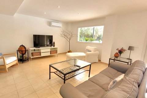 Finca for rent Sineu, Mallorca, Spain 4 bedrooms, 272 sq.m. No. 131005 - photo 6