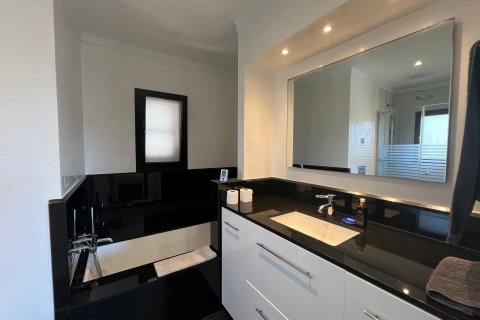 Villa for rent Cala Figuera, Mallorca, Spain 2 bedrooms, 246 sq.m. No. 131003 - photo 12