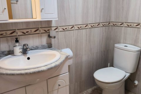 Apartment for sale Torrevieja, Alicante, Spain 3 bedrooms, 110 sq.m. No. 125844 - photo 28