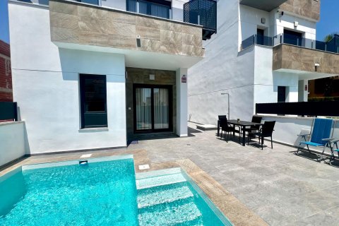 Villa for sale Torrevieja, Alicante, Spain 3 bedrooms, 106 sq.m. No. 125777 - photo 2