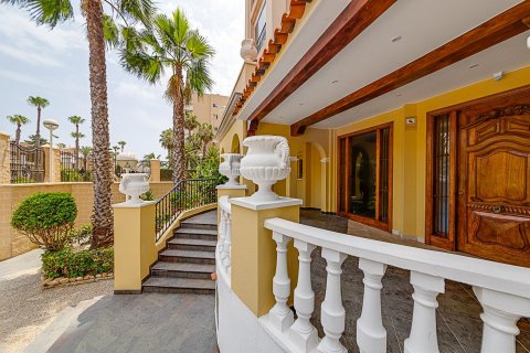 Lägenhet till salu Torrevieja, Alicante, Spanien 2 sovrum, 64 kvm. Nr. 125776 - foto 30