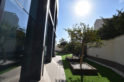 Villa for sale San Miguel de Salinas, Alicante, Spain 5 bedrooms, 298 sq.m. No. 124983 - photo 23