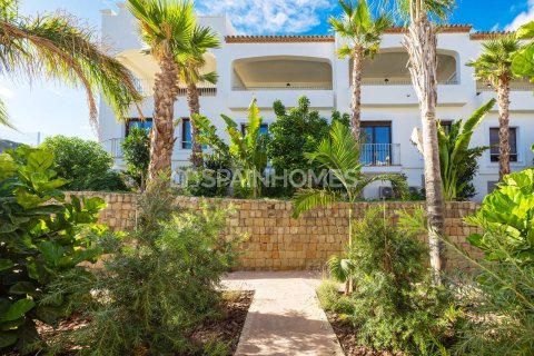Huvila myytävänä Estepona, Malaga, Espanja, 3 makuuhuonetta, 147 m2 No. 122482 - kuva 13