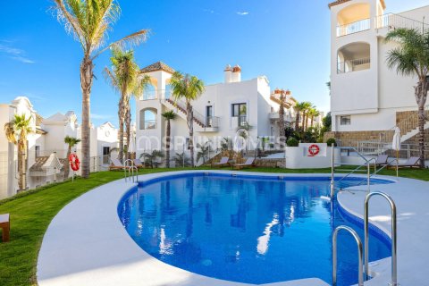 Huvila myytävänä Estepona, Malaga, Espanja, 3 makuuhuonetta, 147 m2 No. 122482 - kuva 14