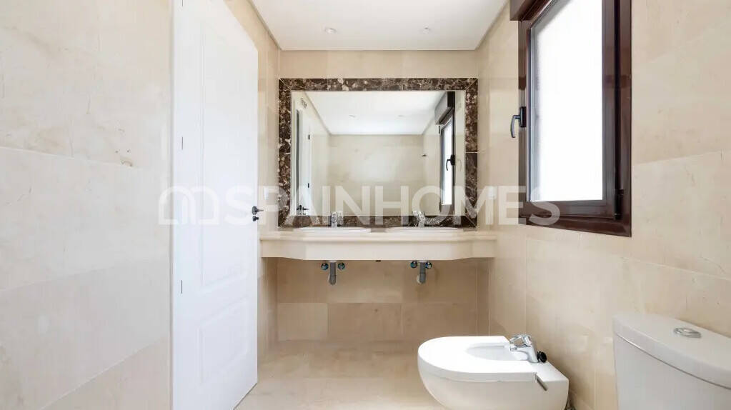 Villa a Estepona, Malaga, Spagna 3 camere da letto, 147 mq. N° 122482