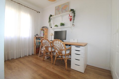 Apartamento en venta La Veleta, Alicante, España 3 dormitorios, 84 m2 No. 128648 - foto 25