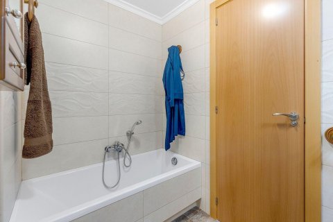 Apartment for sale Torrevieja, Alicante, Spain 3 bedrooms, 106 sq.m. No. 128645 - photo 19