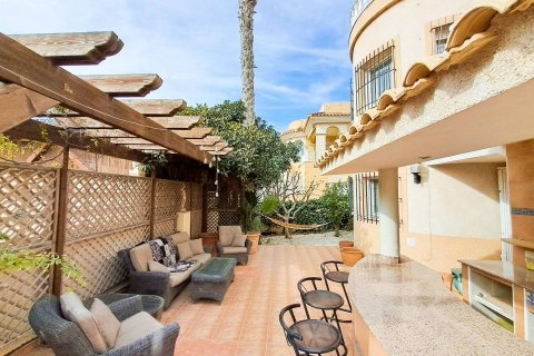 Villa for sale Alicante, Spain 5 bedrooms, 170 sq.m. No. 128647 - photo 9