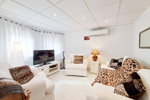 Villa for sale Alicante, Spain 5 bedrooms, 170 sq.m. No. 128647 - photo 12
