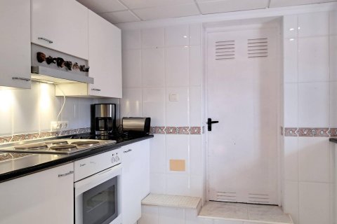 Villa for sale Alicante, Spain 5 bedrooms, 170 sq.m. No. 128647 - photo 6