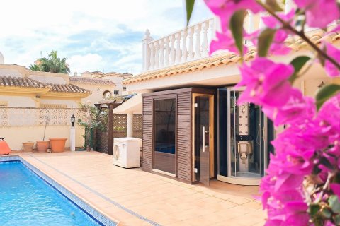 Villa for sale Alicante, Spain 5 bedrooms, 170 sq.m. No. 128647 - photo 3