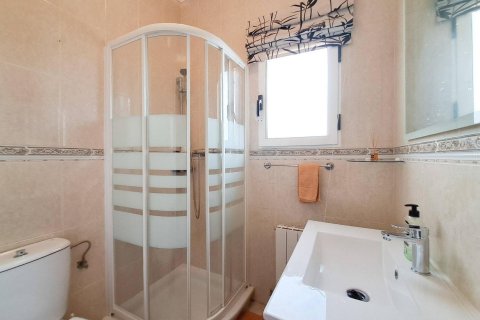 Villa for sale Alicante, Spain 5 bedrooms, 170 sq.m. No. 128647 - photo 29
