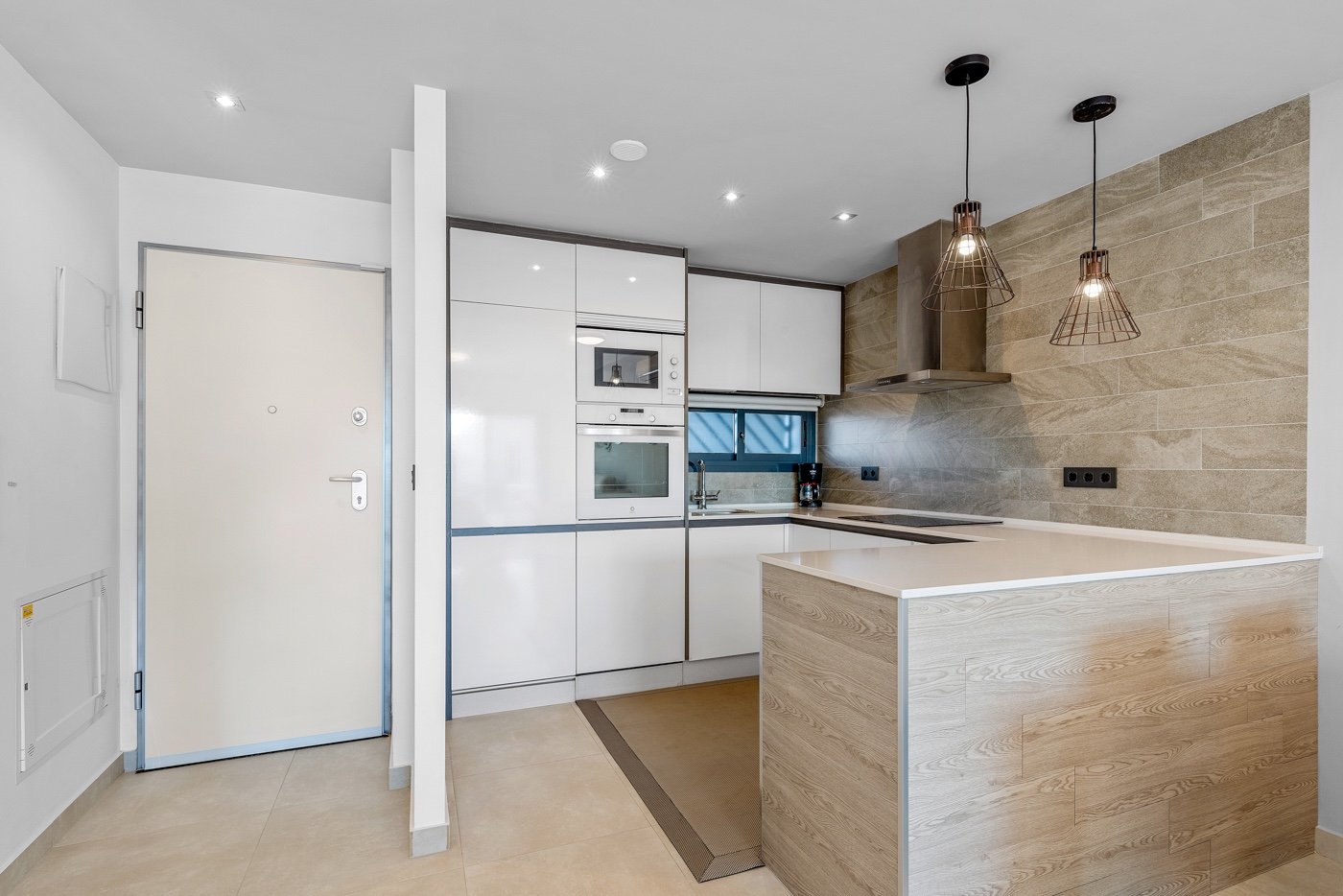 Huoneisto Guardamar del Segura, Alicante, Espanja 2 makuuhuonetta, 74 m2 No. 125917