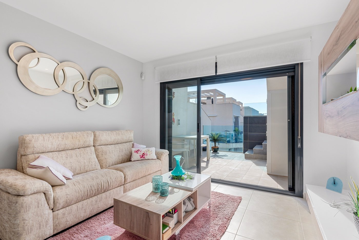 Huoneisto Guardamar del Segura, Alicante, Espanja 2 makuuhuonetta, 74 m2 No. 125917