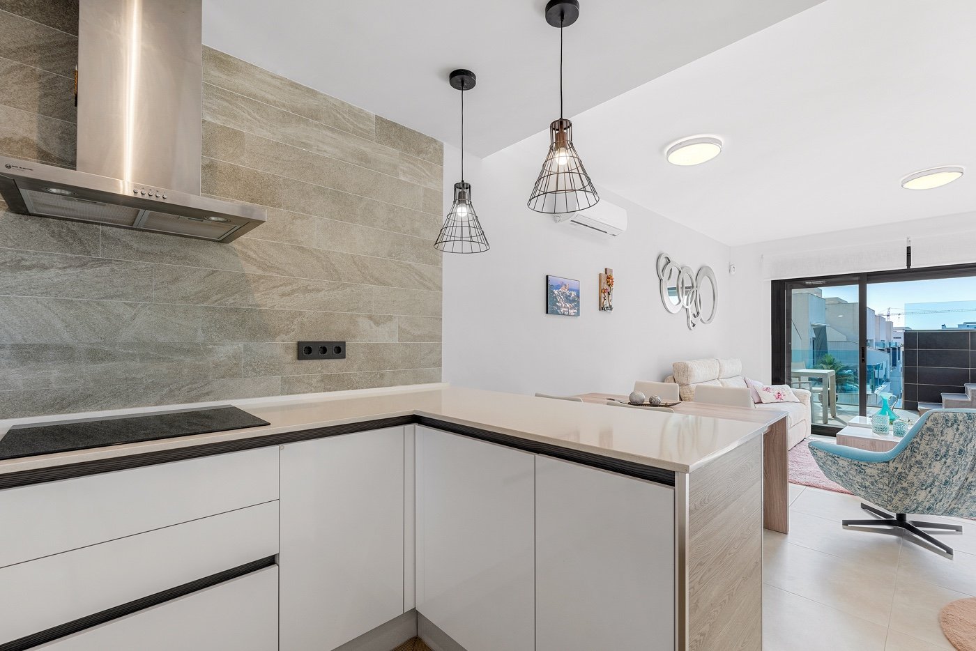 Huoneisto Guardamar del Segura, Alicante, Espanja 2 makuuhuonetta, 74 m2 No. 125917