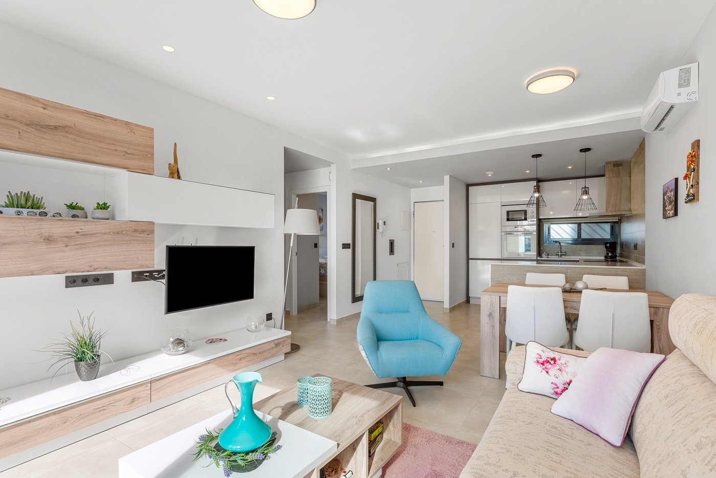 Huoneisto Guardamar del Segura, Alicante, Espanja 2 makuuhuonetta, 74 m2 No. 125917