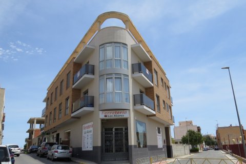 Lägenhet till salu San Miguel de Salinas, Alicante, Spanien 2 sovrum, 92 kvm. Nr. 125877 - foto 2