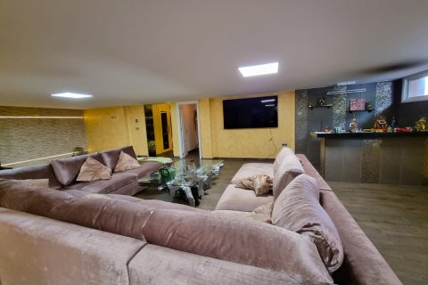 Villa for sale La Mata, Alicante, Spain 5 bedrooms, 469 sq.m. No. 125878 - photo 12