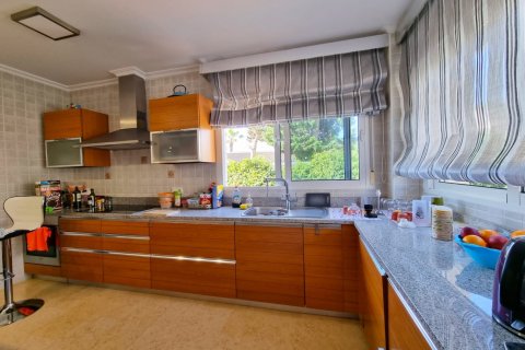 Villa for sale La Mata, Alicante, Spain 5 bedrooms, 469 sq.m. No. 125878 - photo 19