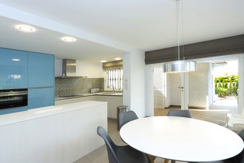 Продажа виллы Альбир, Аликанте, Испания 6 спален, 338м2 №131943 - фото 5