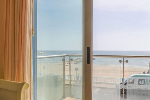 Apartment for sale Torrevieja, Alicante, Spain 4 bedrooms, 175 sq.m. No. 131945 - photo 6