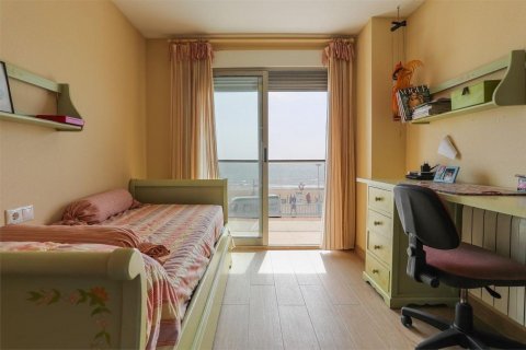 Apartment for sale Torrevieja, Alicante, Spain 4 bedrooms, 175 sq.m. No. 131945 - photo 22