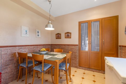Huvila myytävänä Rocio Del Mar, Alicante, Espanja, 4 makuuhuonetta, 141 m2 No. 128857 - kuva 11