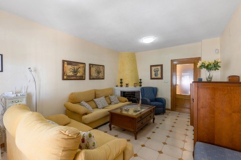 Huvila myytävänä Rocio Del Mar, Alicante, Espanja, 4 makuuhuonetta, 141 m2 No. 128857 - kuva 9