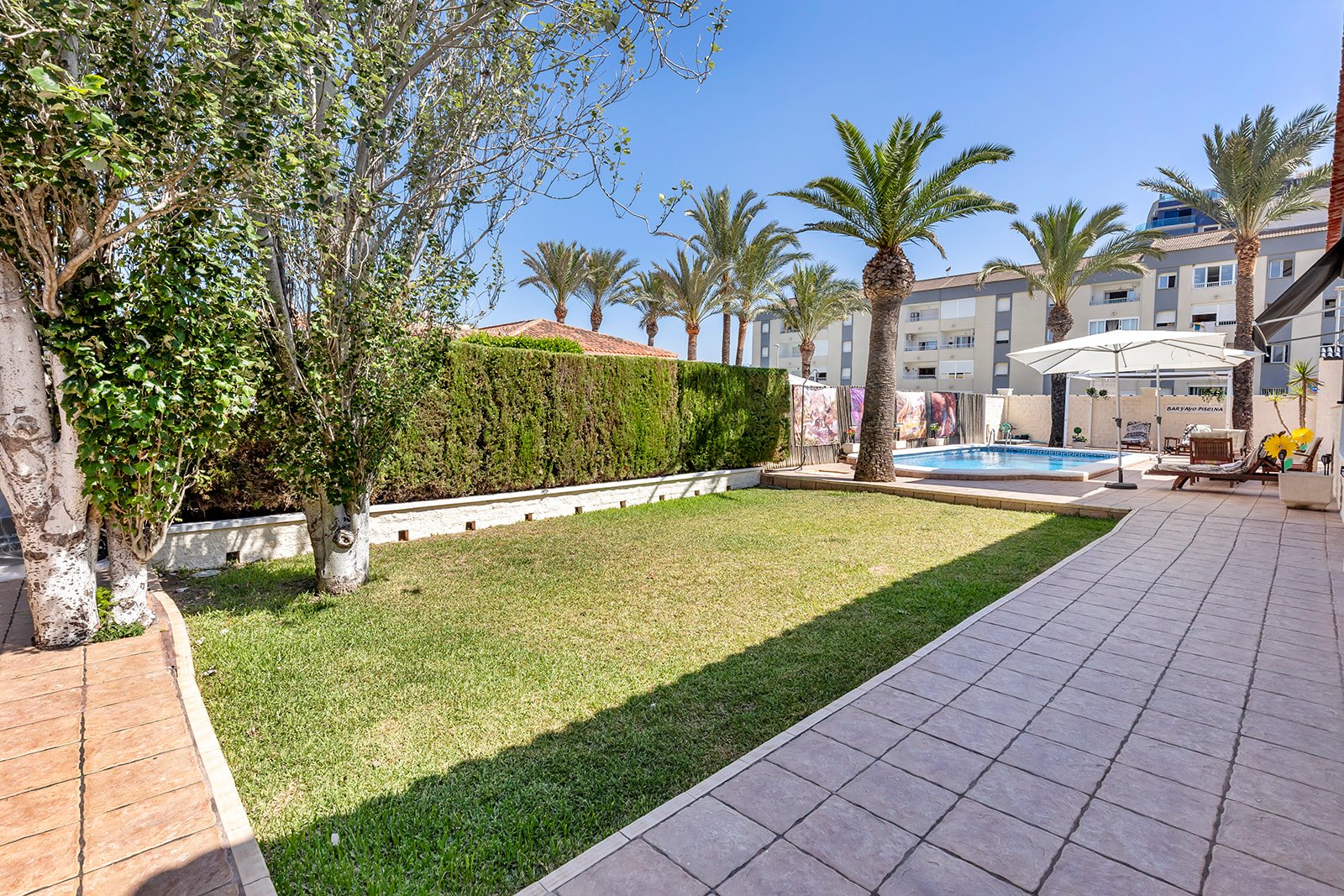 Villa a Rocio Del Mar, Alicante, Spagna 4 camere da letto, 141 mq. N° 128857