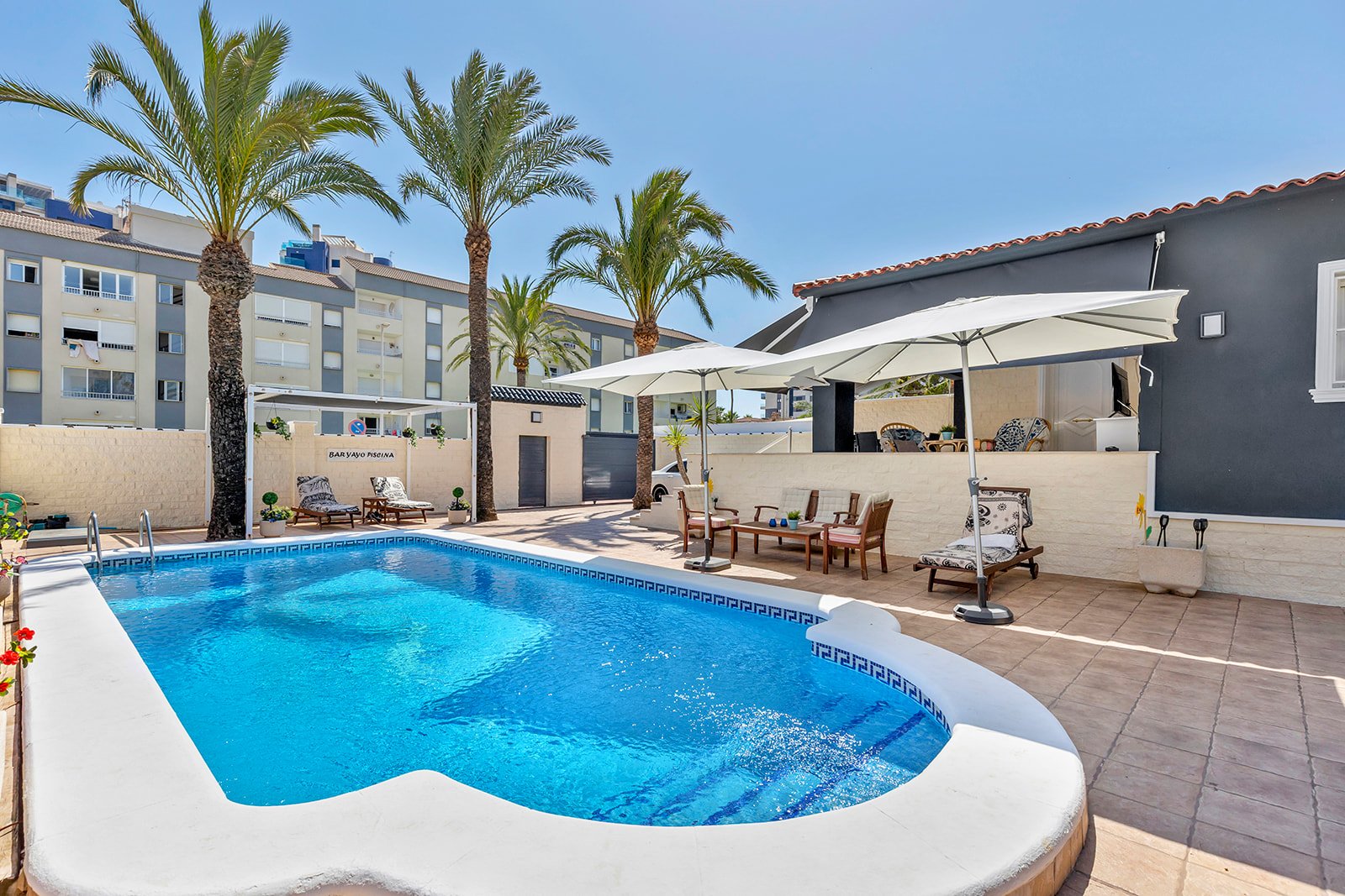 Villa a Rocio Del Mar, Alicante, Spagna 4 camere da letto, 141 mq. N° 128857